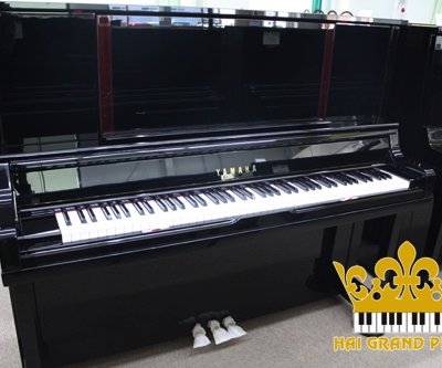 PIANO YAMAHA UX300